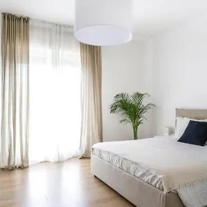 https://tommys-flat.hotelinveneto.com