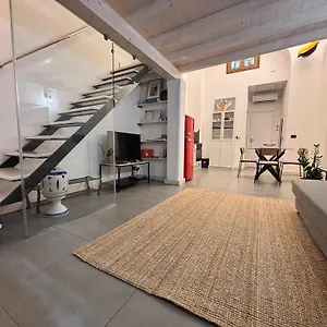 https://ursino-tiny-house.sicilyhotelsitaly.net